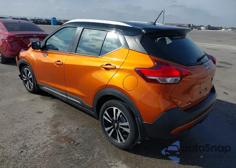 2018 Nissan Kicks Sr из США, поврежденный, VIN 3N1CP5CU8JL538165